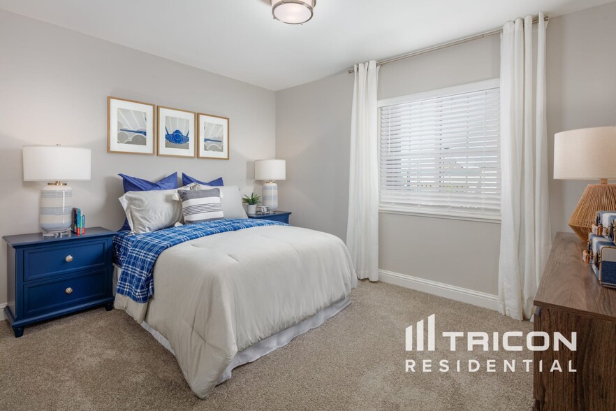 Building Photo - 4104 Donata Pl