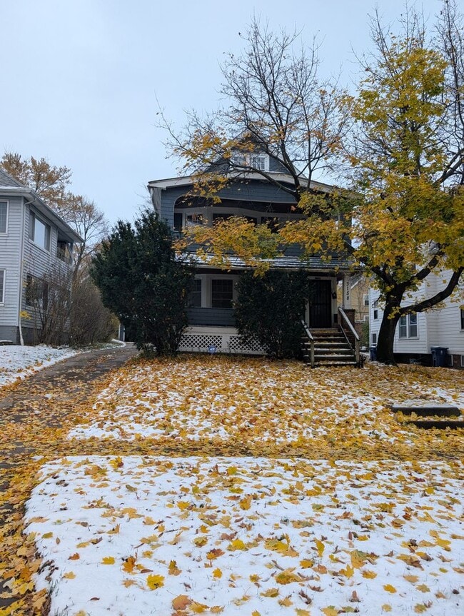 Primary Photo - 3160 Meadowbrook Blvd