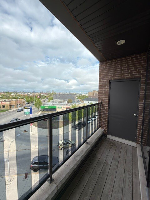 Building Photo - 2378 N Elston Ct