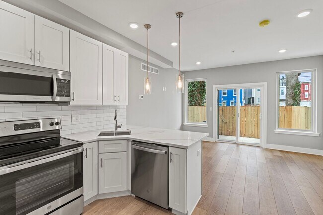 Building Photo - 2114 N 8th St