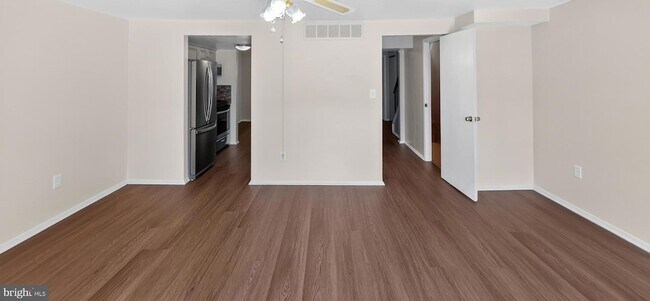 Building Photo - 5449 Mystic Ct