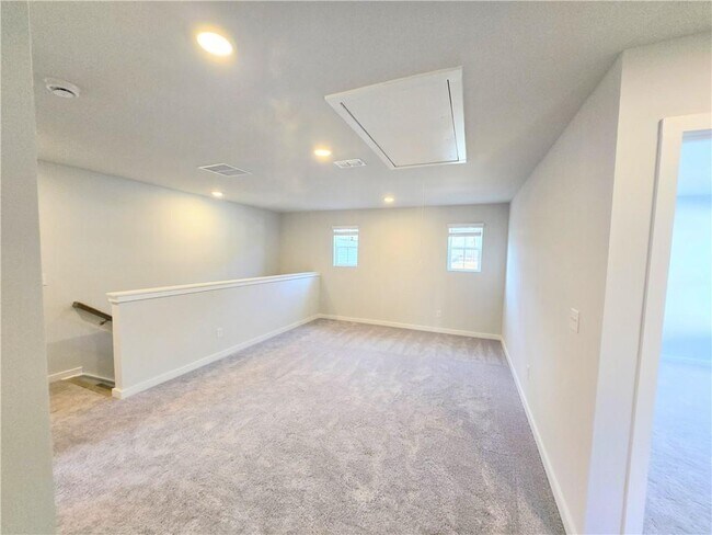 Building Photo - 2694 Mourning Dove Dr