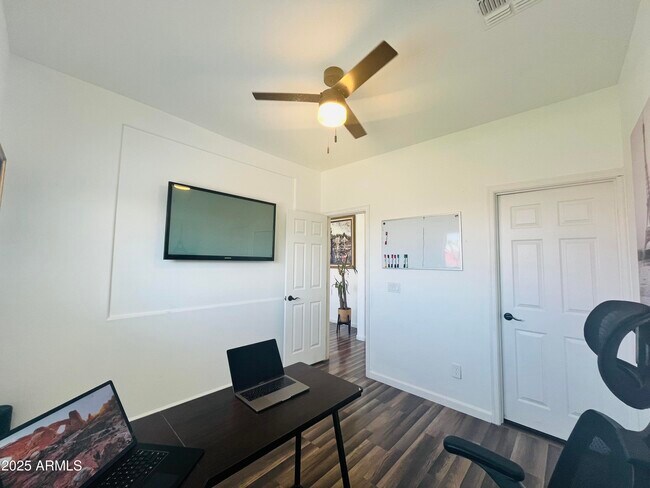 Building Photo - 2310 W Spencer Run