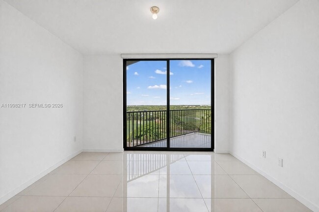 Building Photo - 5252 NW 85th Ave