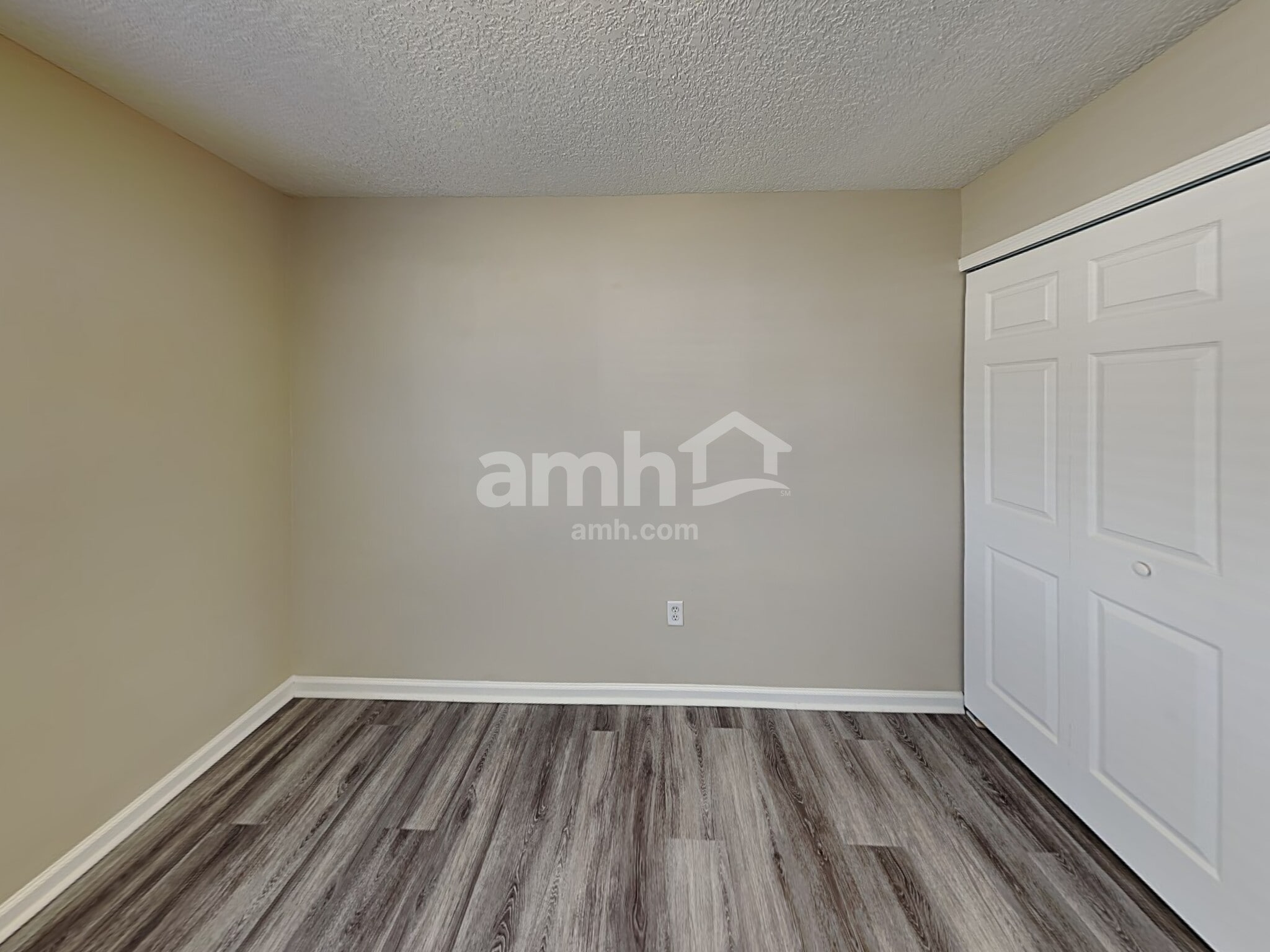 Building Photo - 76163 Long Pond Loop