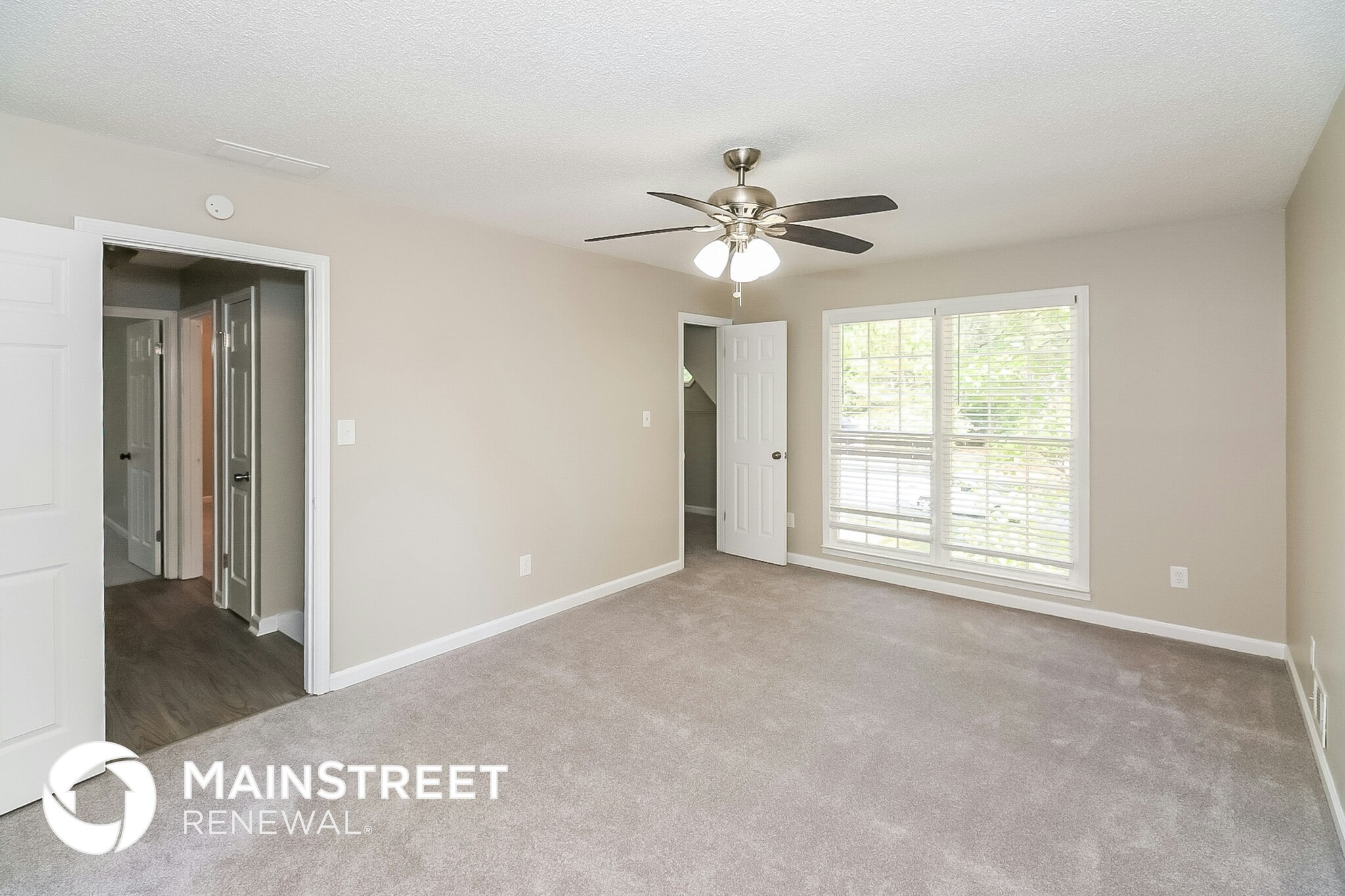 Building Photo - 10972 Clearwater Dr