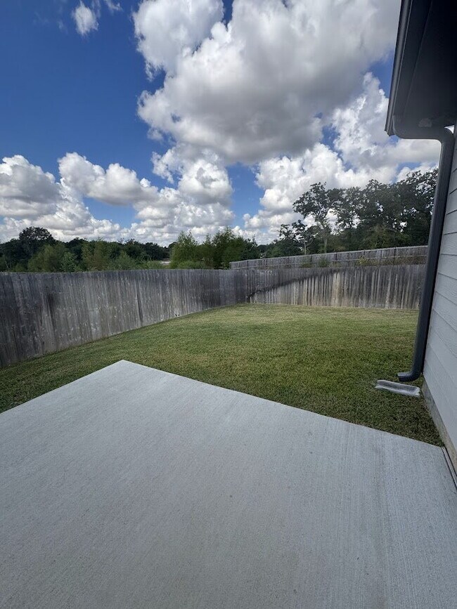 Building Photo - 1340 Kingsgate Dr