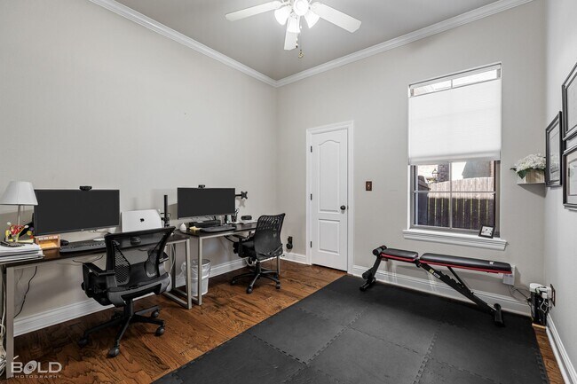 Building Photo - 135 Eagle Bend Way