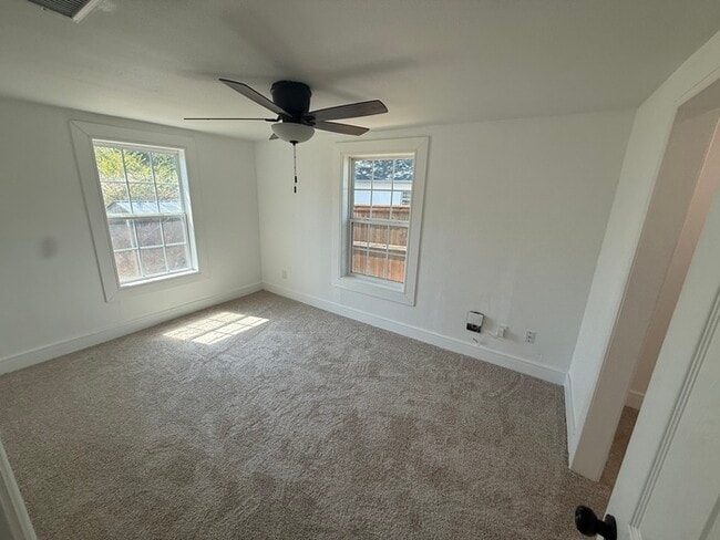 Building Photo - 1301 S Scullin Ave
