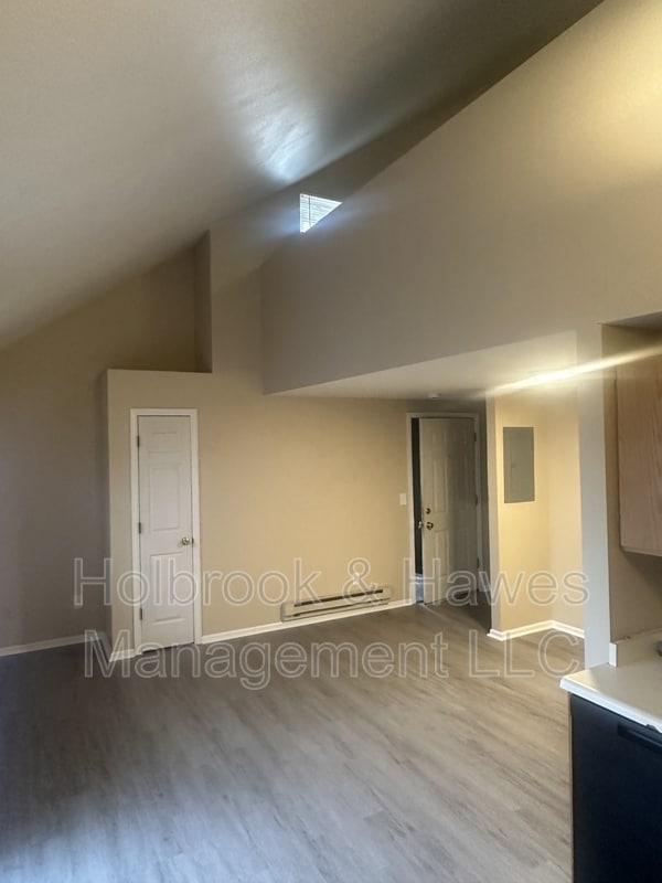 Building Photo - 4531 Boardwalk Dr