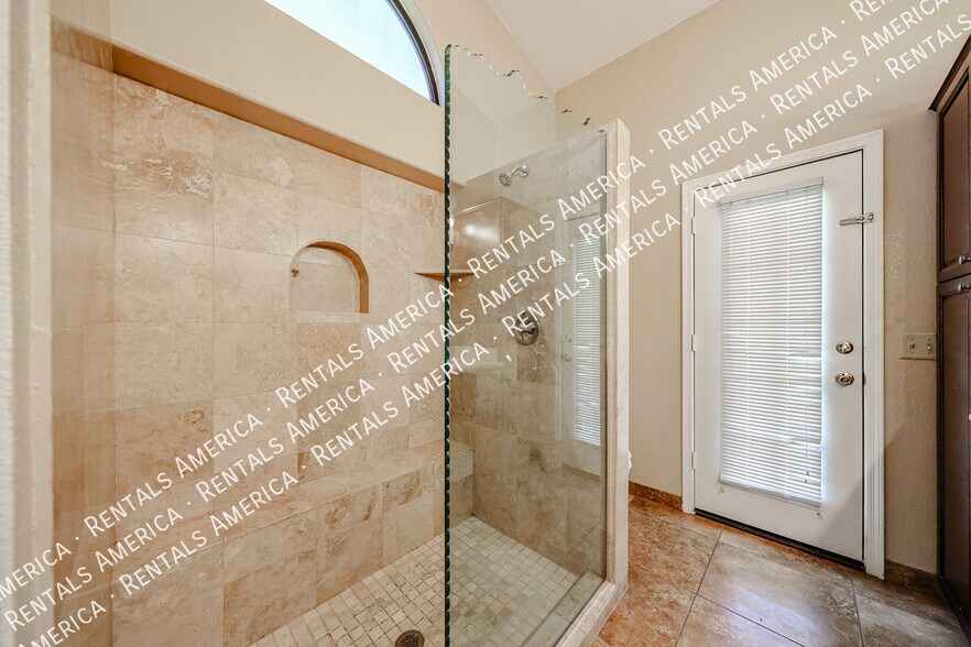 Building Photo - 16646 N 59th Pl