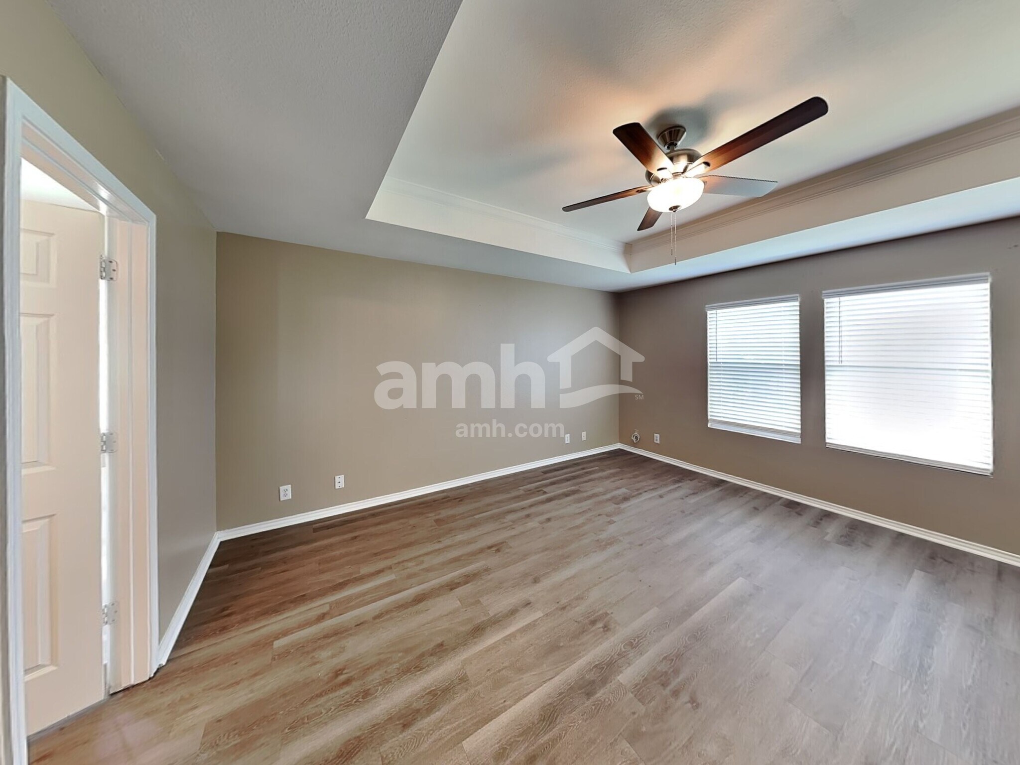 Building Photo - 12614 Sunny Wonder