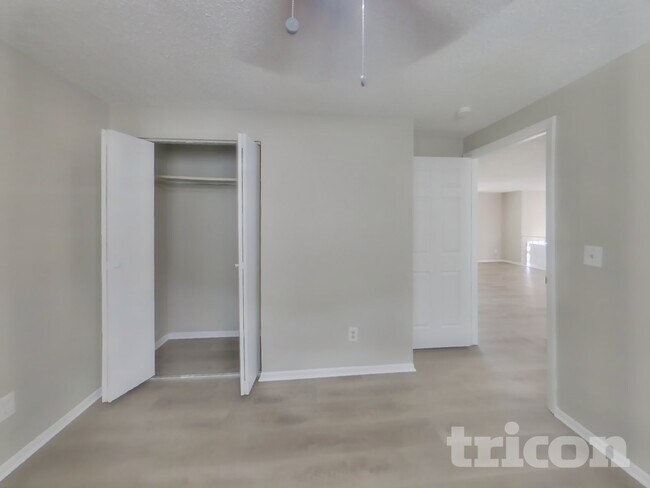 Building Photo - 1720 Monterey Way