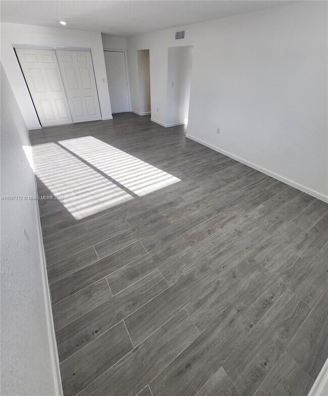 Building Photo - 10900 SW 196th St