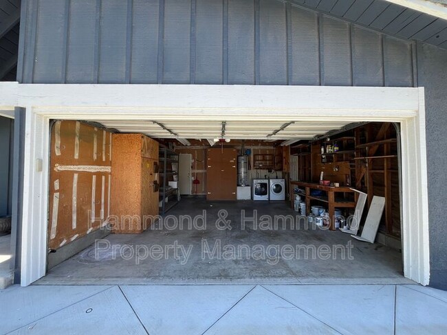 Building Photo - 5716 Bloomfield St