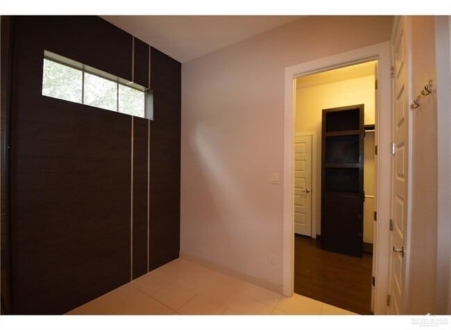 Building Photo - 3600 Denia Ct