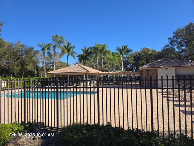 Building Photo - 2177 Montpeliar