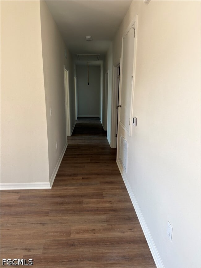 Building Photo - 2381 Oleander St