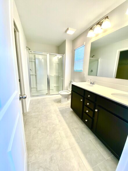 Building Photo - 518 Purple Finch Rd