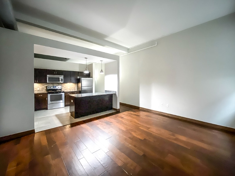 Building Photo - 114 State St