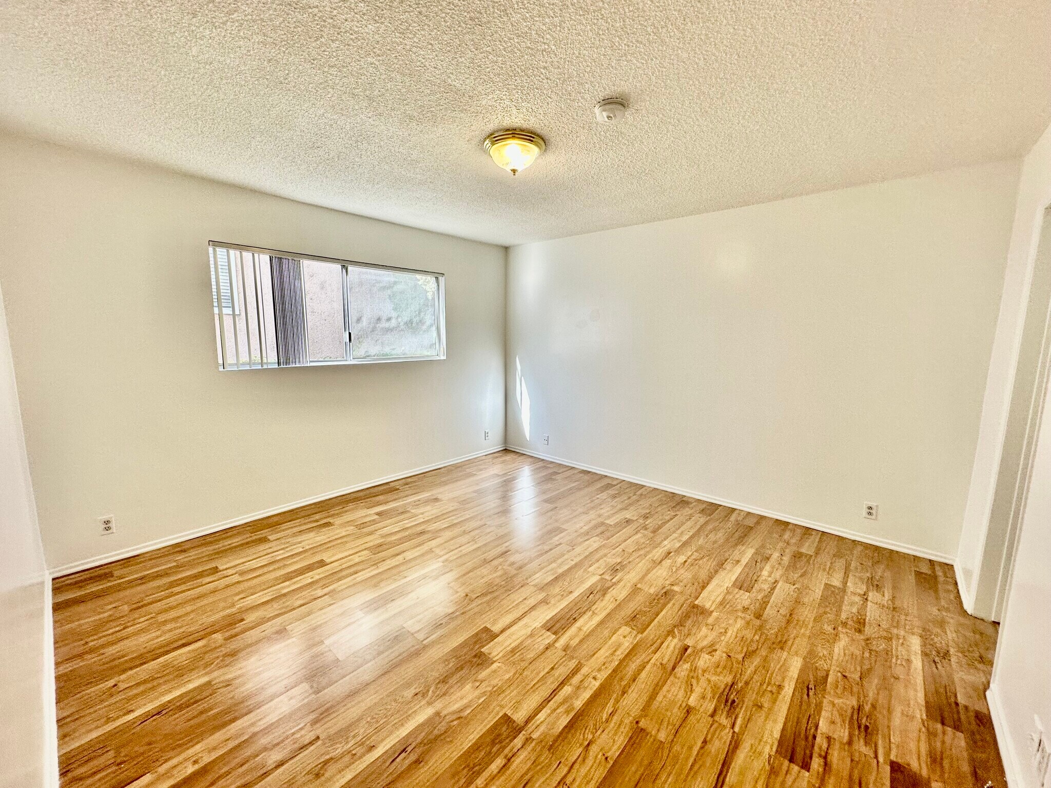 Building Photo - 4325 Dixie Canyon Ave