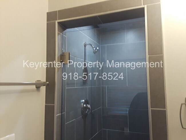 Building Photo - Lafortunate Park | 3 Bed | 2 Bath | Available end of June