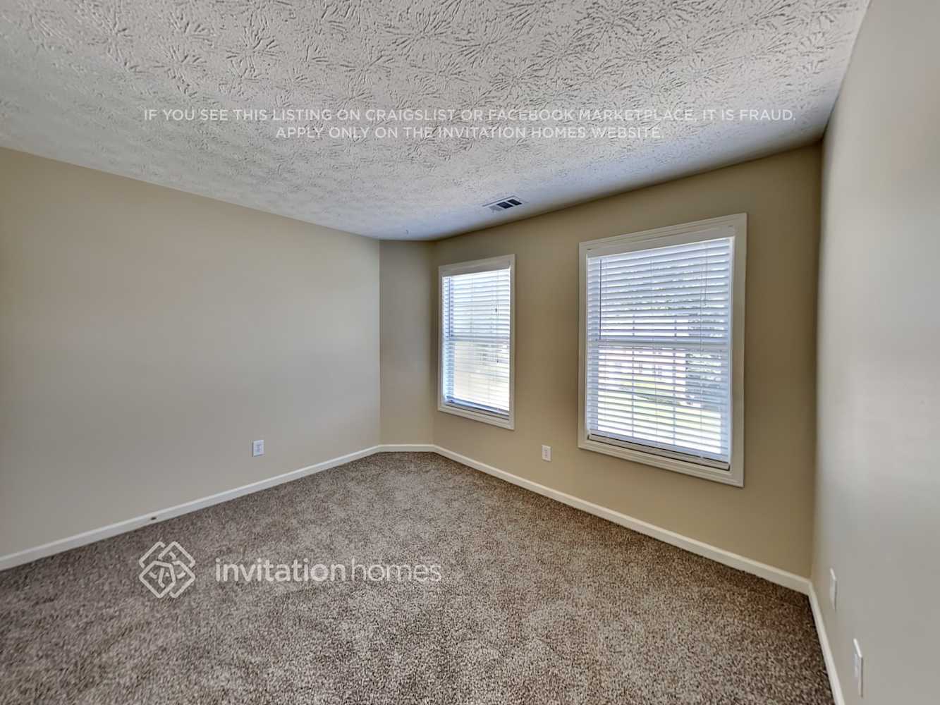 Building Photo - 5025 Wesleyan Dr