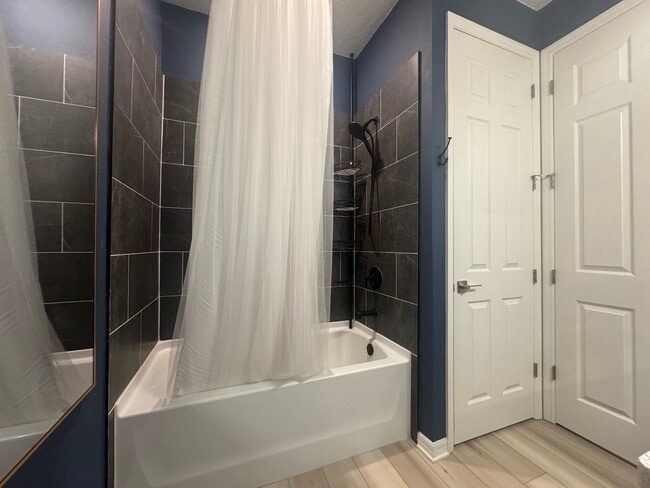 Building Photo - 7315 34th Ct E