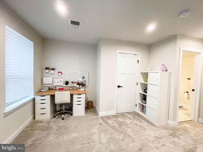 Building Photo - 4480 Commons Dr