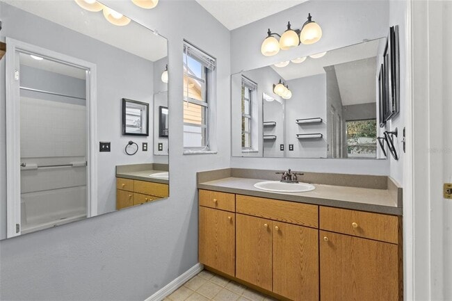 Building Photo - 12808 Dunhill Dr