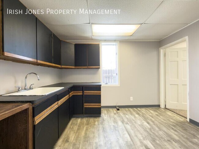 Building Photo - 1213 Walden Ave