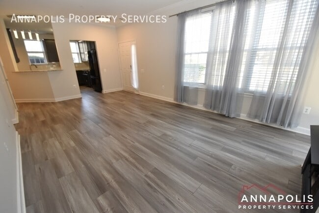 Building Photo - 8629 Willow Leaf Ln