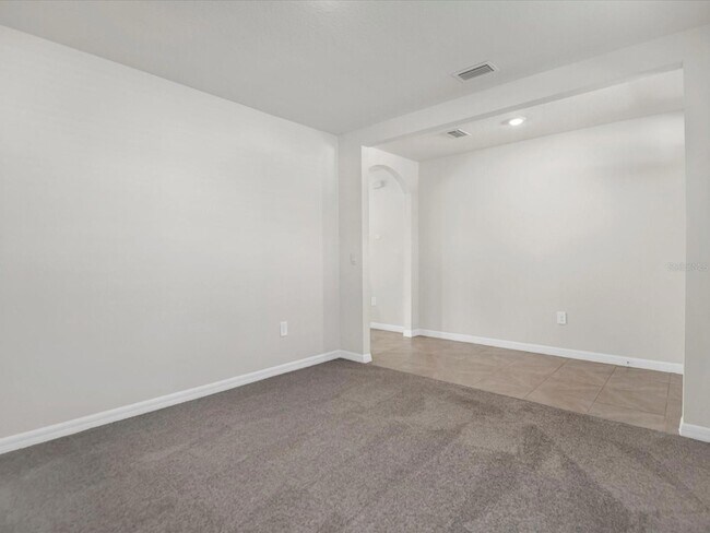 Building Photo - 12537 Night View Dr