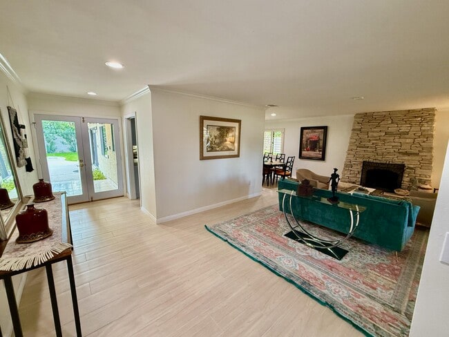 Building Photo - 75309 Palm Shadow Dr