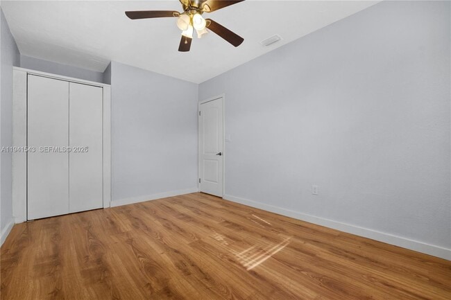 Building Photo - 801 N 70th Ave