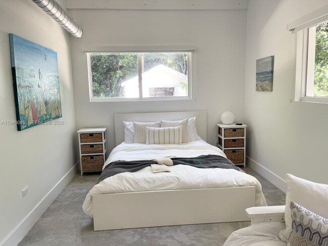 Building Photo - 96180 Overseas Hwy