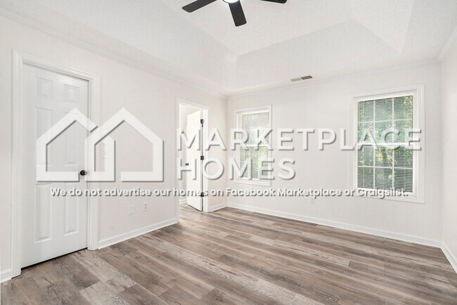 Building Photo - 237 Autumn Ridge Dr