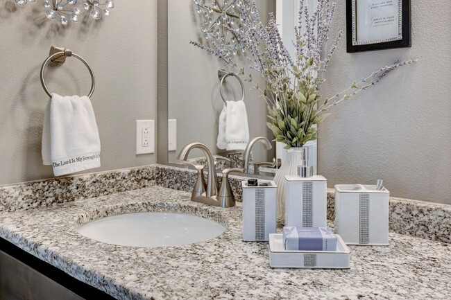 Building Photo - UNIT NOW AVAILABLE ! ! 2-BEDROOM 2-BATH DUPLEXES LOCATED IN NEOSHO! $1295.00