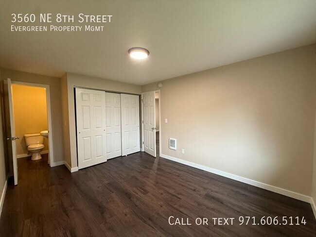 Building Photo - 3560 NE 8th St