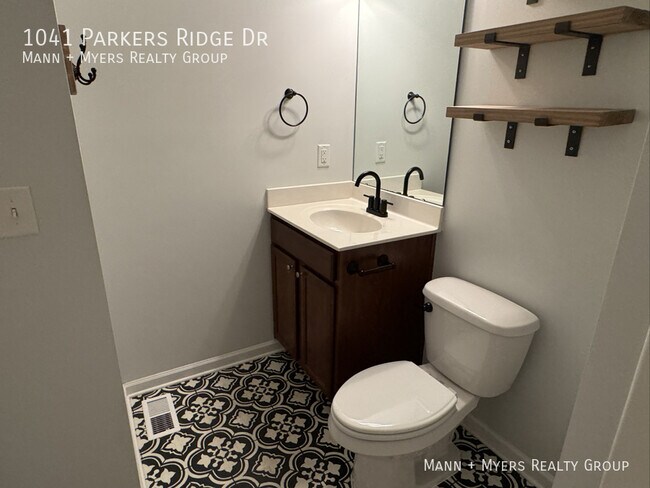 Building Photo - 1041 Parkers Ridge Dr