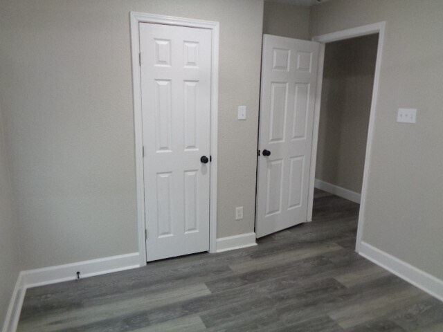 Building Photo - 917 Temple Dr