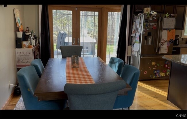 Building Photo - 12 Forest Rd