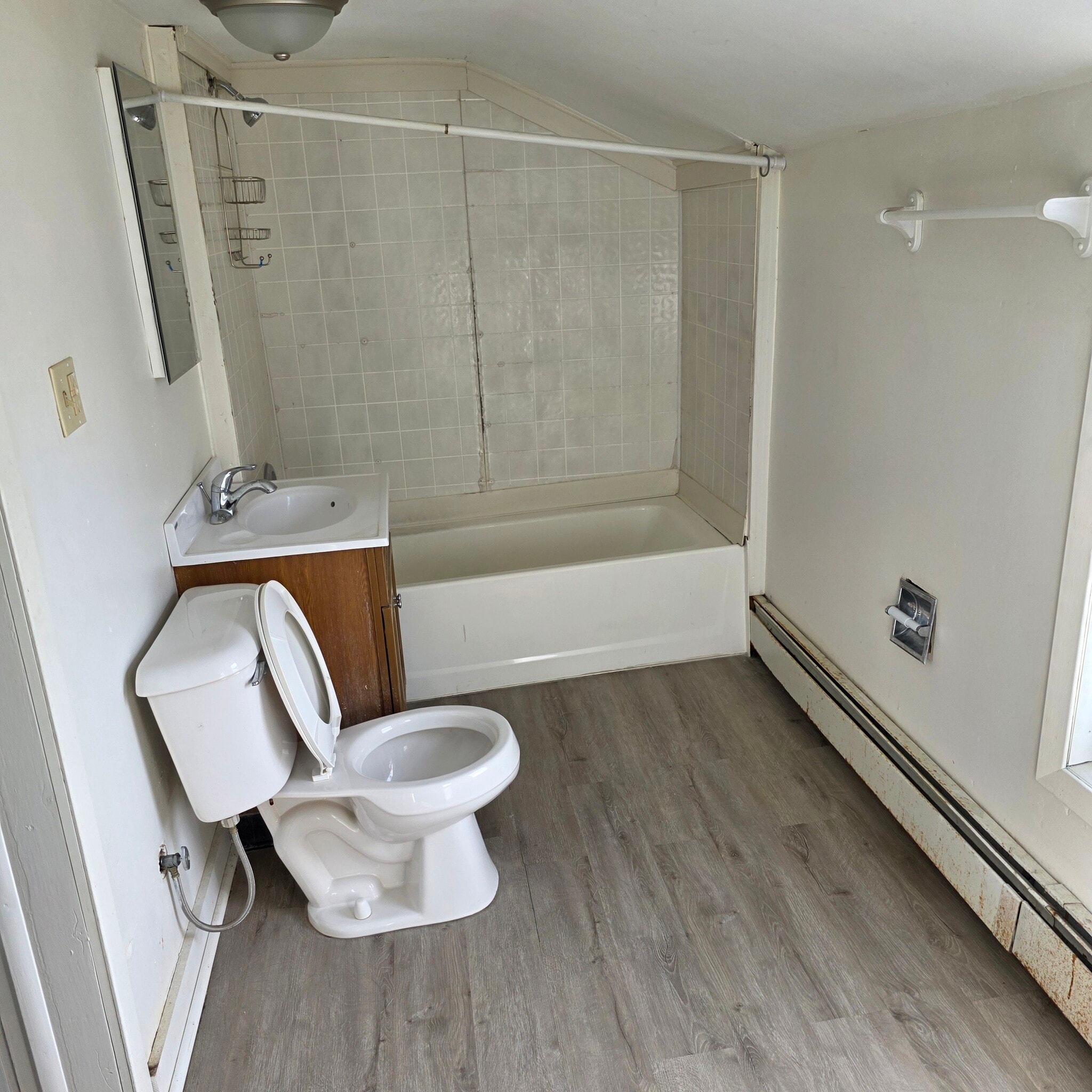 Building Photo - 234 S Marr St