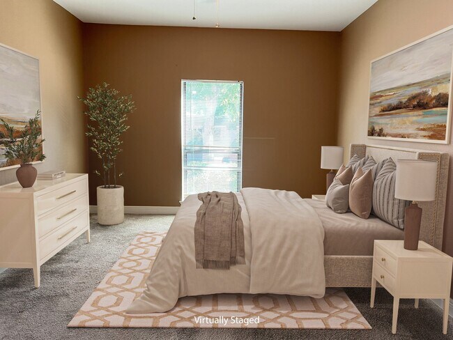 Building Photo - 2425 Augusta Dr