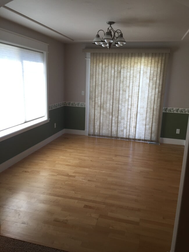 Building Photo - 3BD/2.5BA Harvest Creek Single Family Home