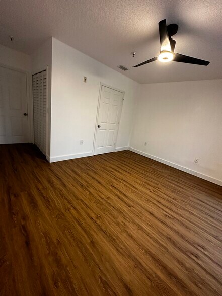 Building Photo - 2734 Bird Ave