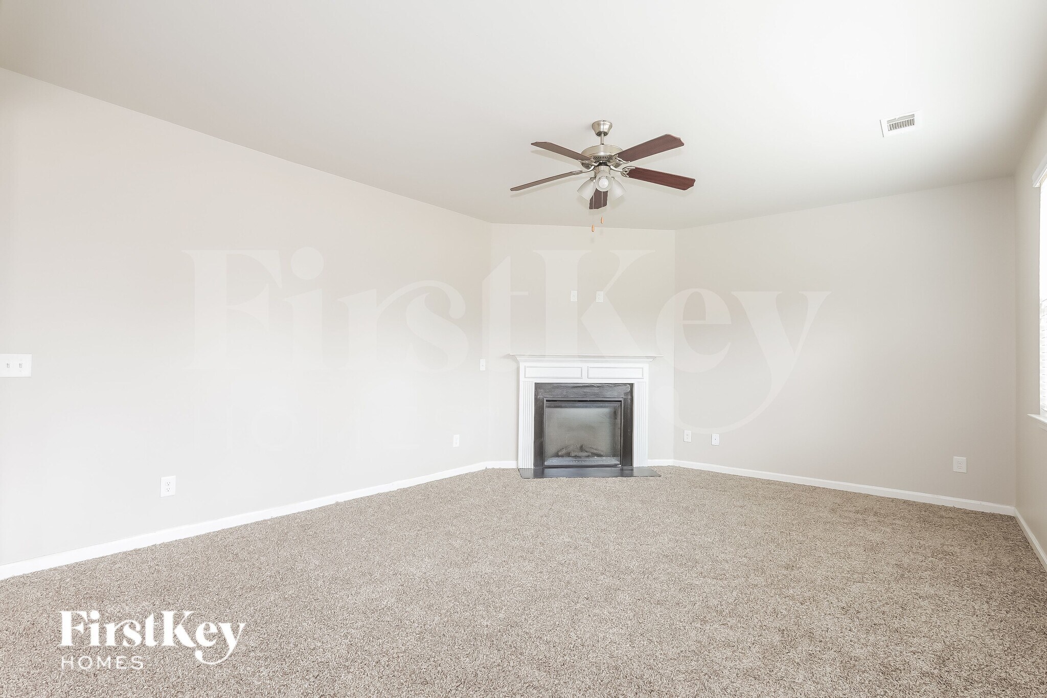 Building Photo - 1247 Heartwood Ave