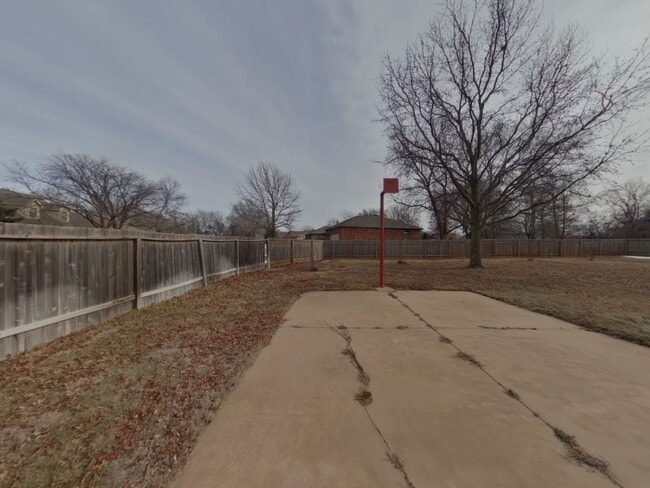 Building Photo - 7761 Killarney Ct