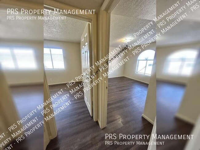 Building Photo - 461 W 16th Ave