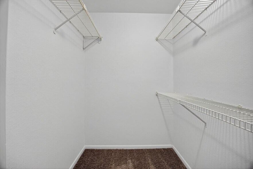 Building Photo - 8527 Hearth Dr